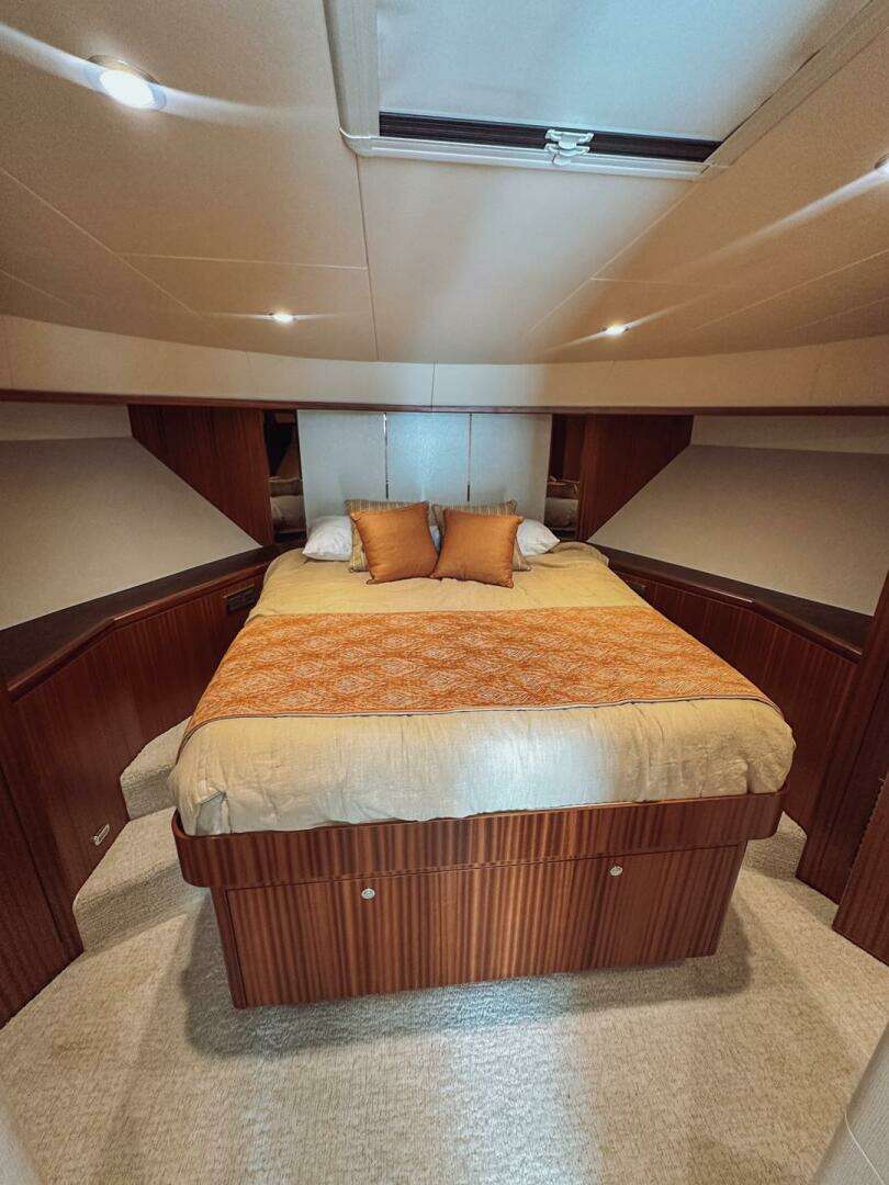 2015 Ocean Alexander 72 - Image 21