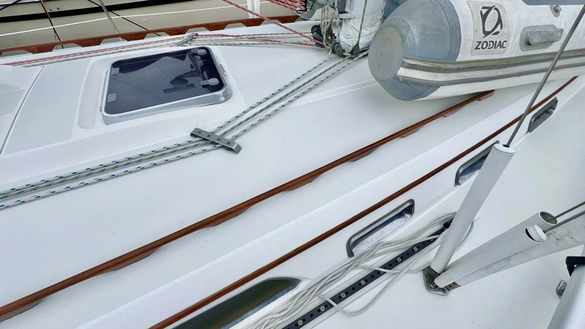 1999 Sabre 402 Sail - Image 31