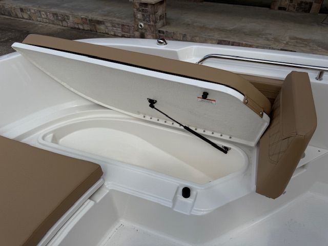 2026 Bayliner Trophy T22CC - 19