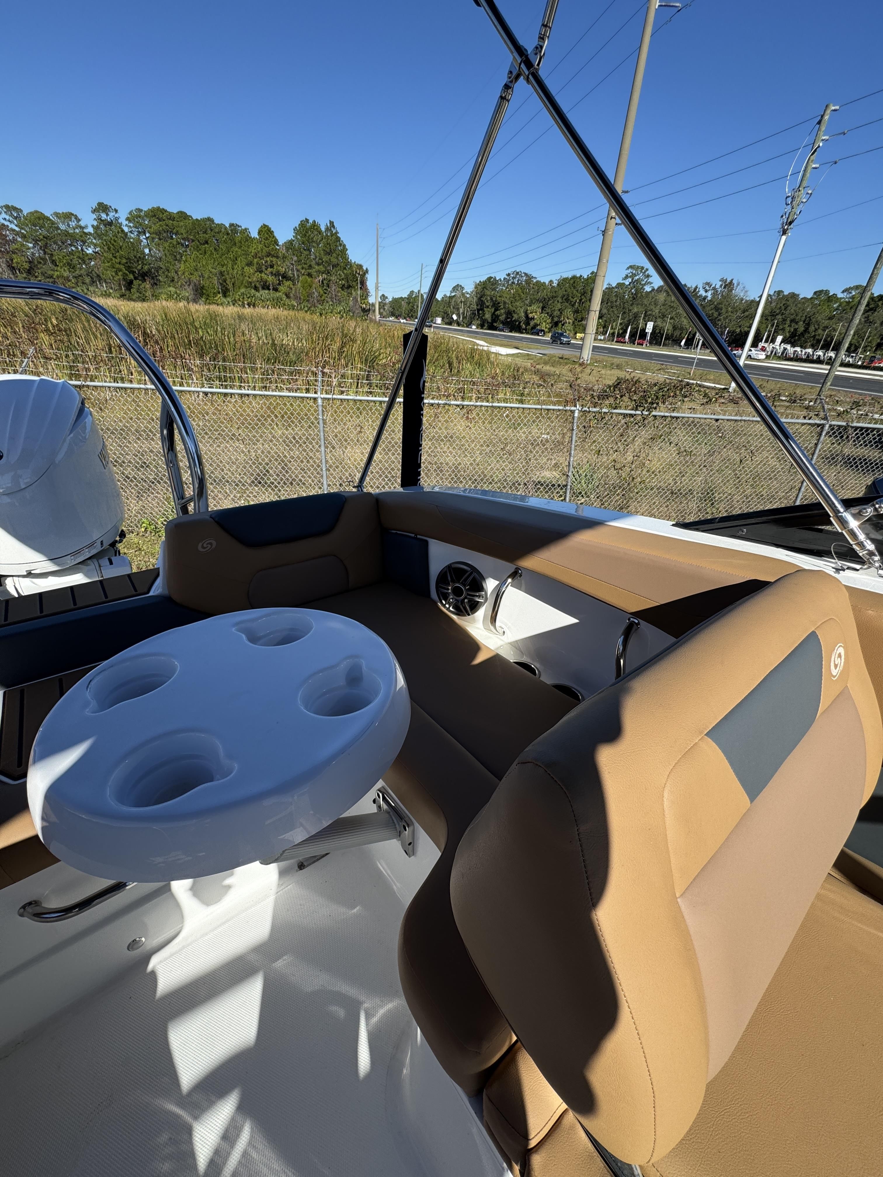 2026 Hurricane SunDeck OB SD 2050 OB - 15