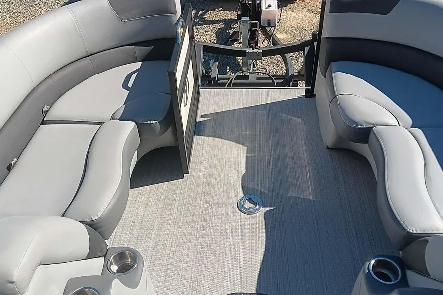 2021 Veranda VR22RC boat interior with gray seating.