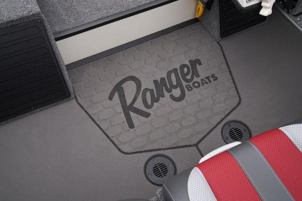 2025 Ranger ALPHA 208 - 32