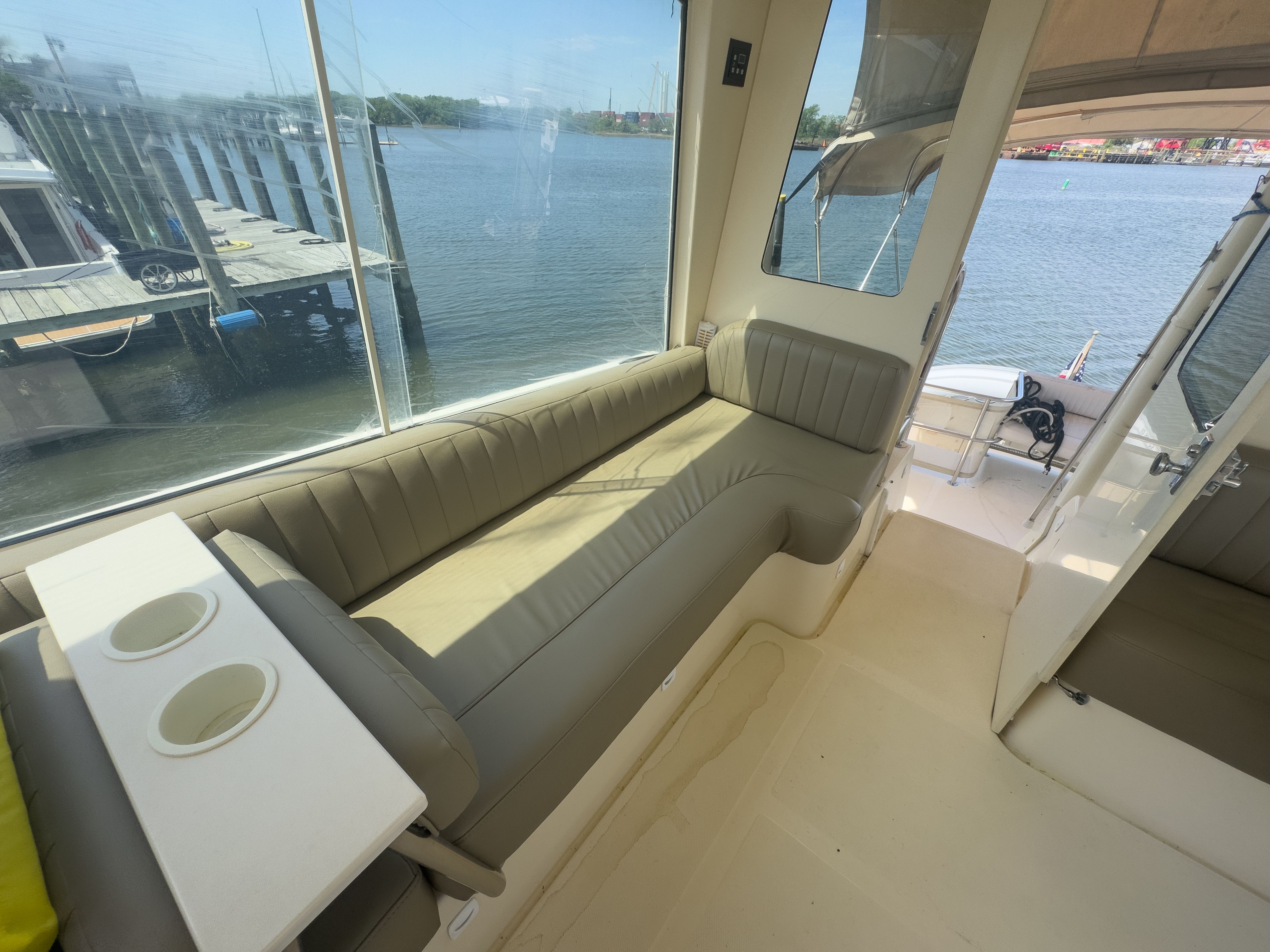 2006 Mainship 43 Trawler - 52