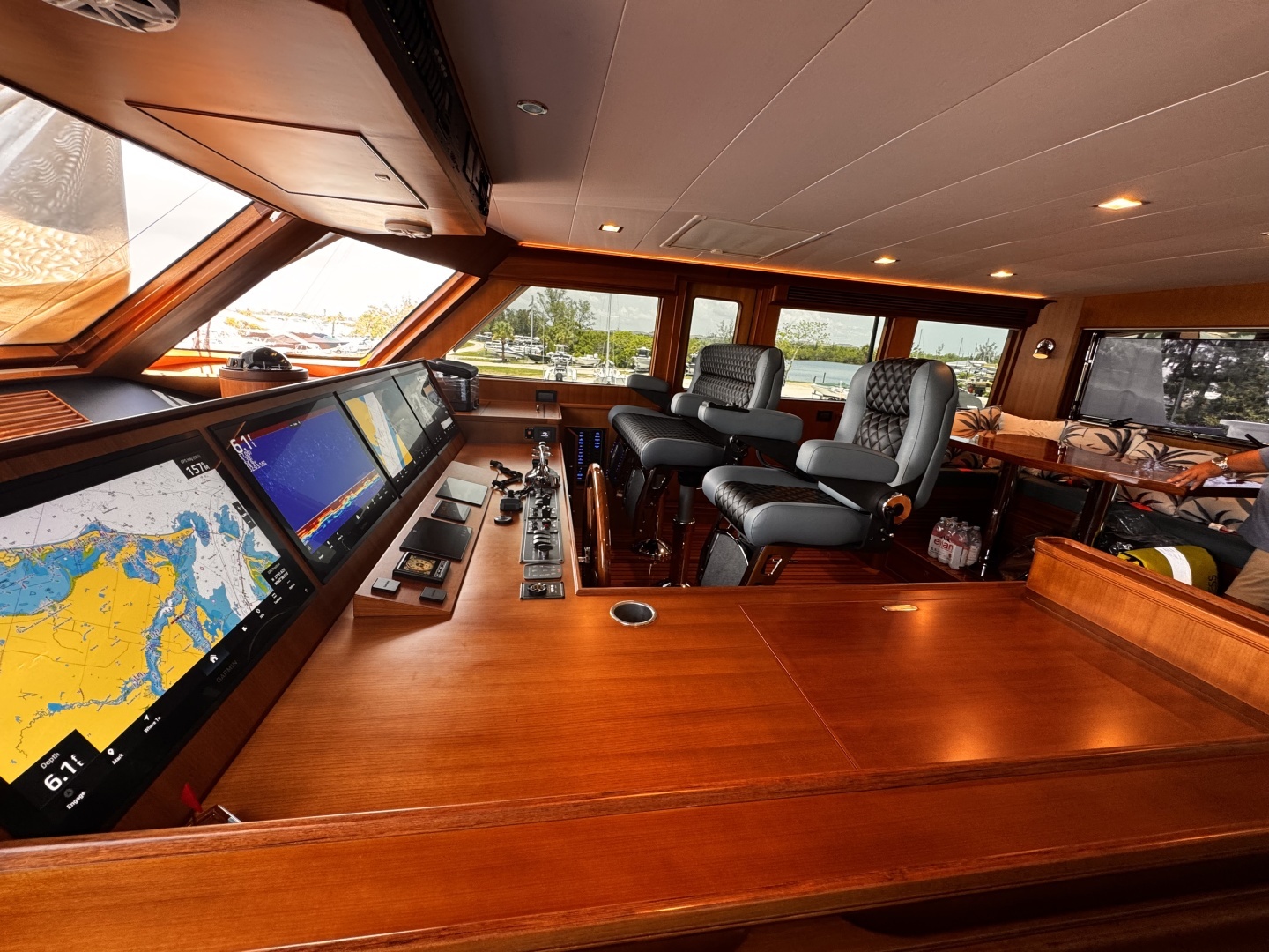 2025 Marlow EXPLORER 70E MK II - Image 15