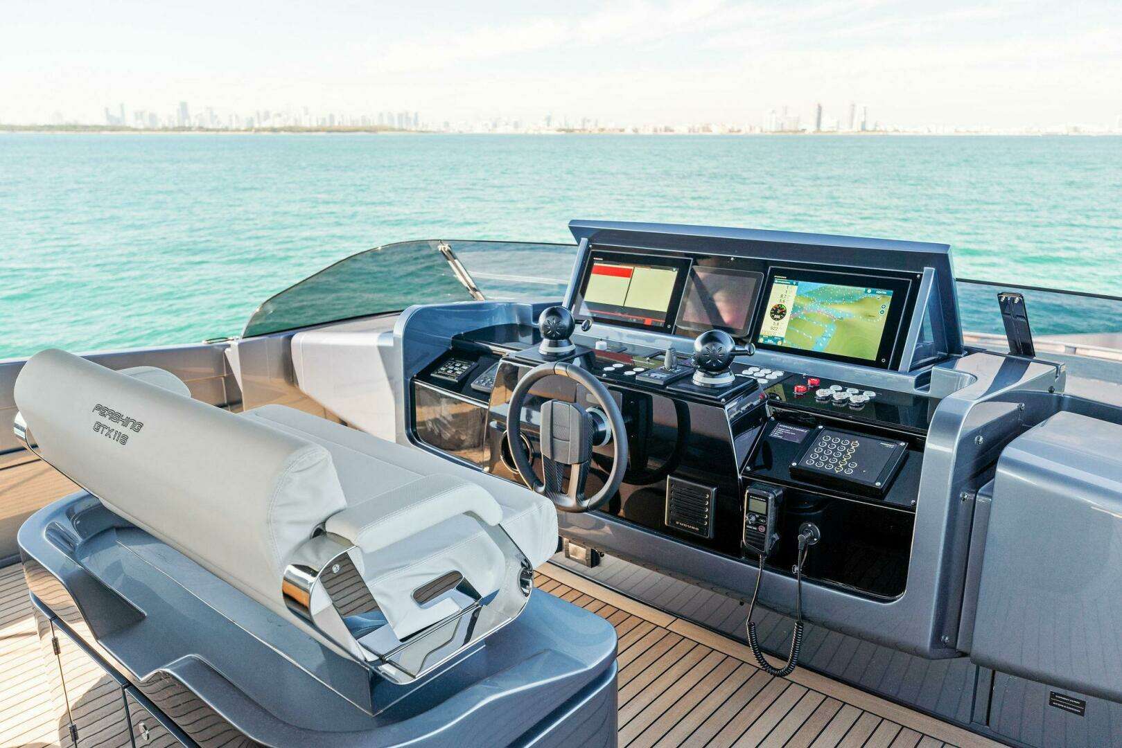 2023 Pershing GTX Motoryacht - Image 22