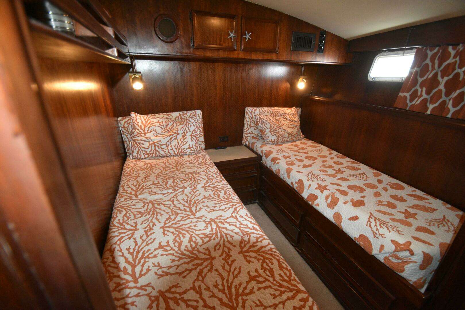 1978 Hatteras 46 Convertible - Image 42