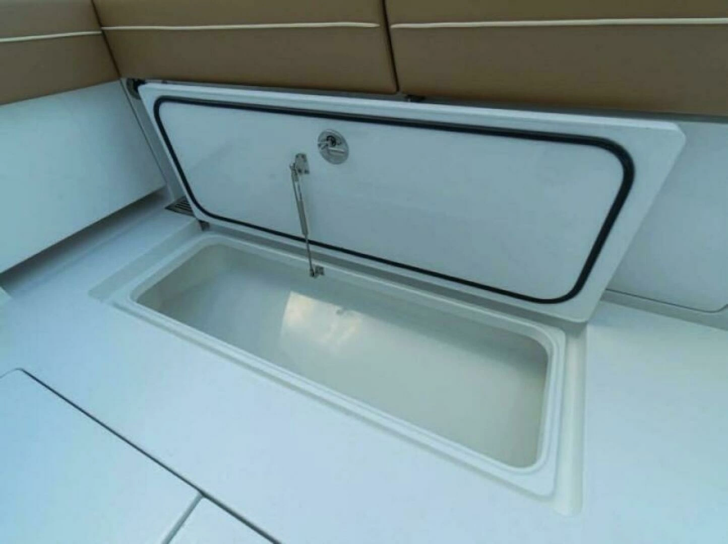 2027 Valhalla Boatworks V-37 - Image 16