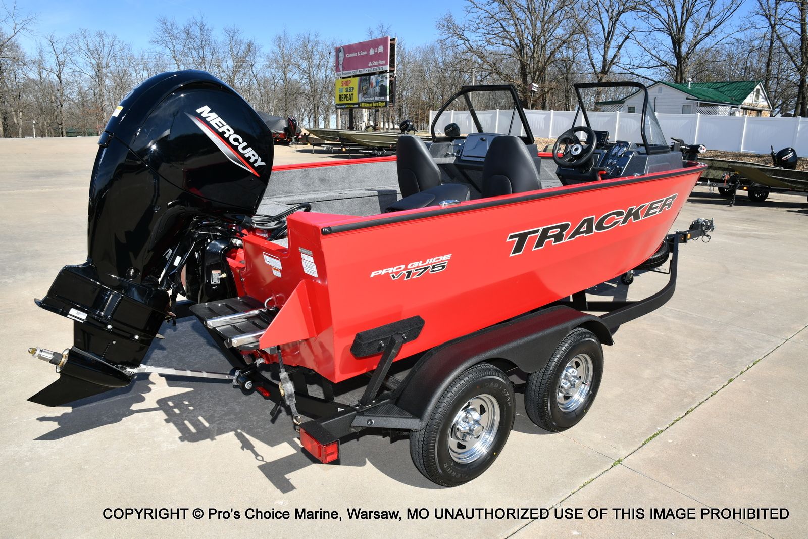 2026 Tracker Pro Guide V-175 WT w/150HP - 18