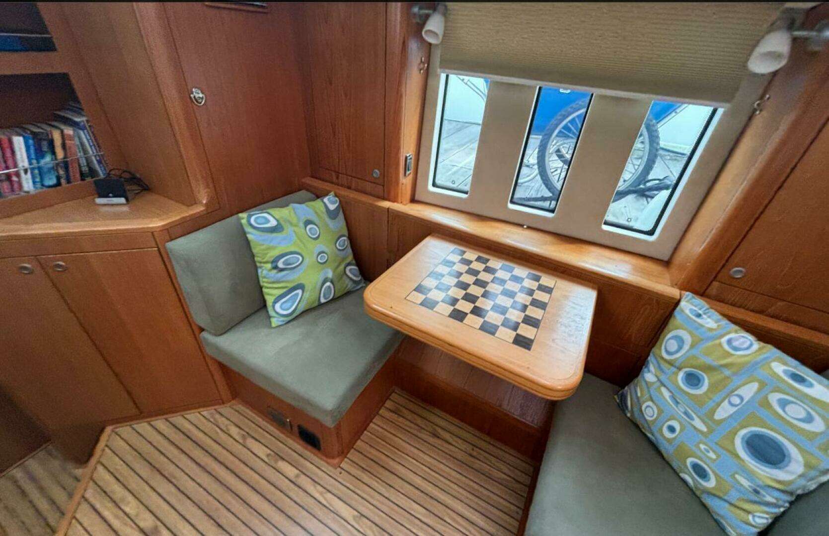 2014 Southerly 535 - Image 15