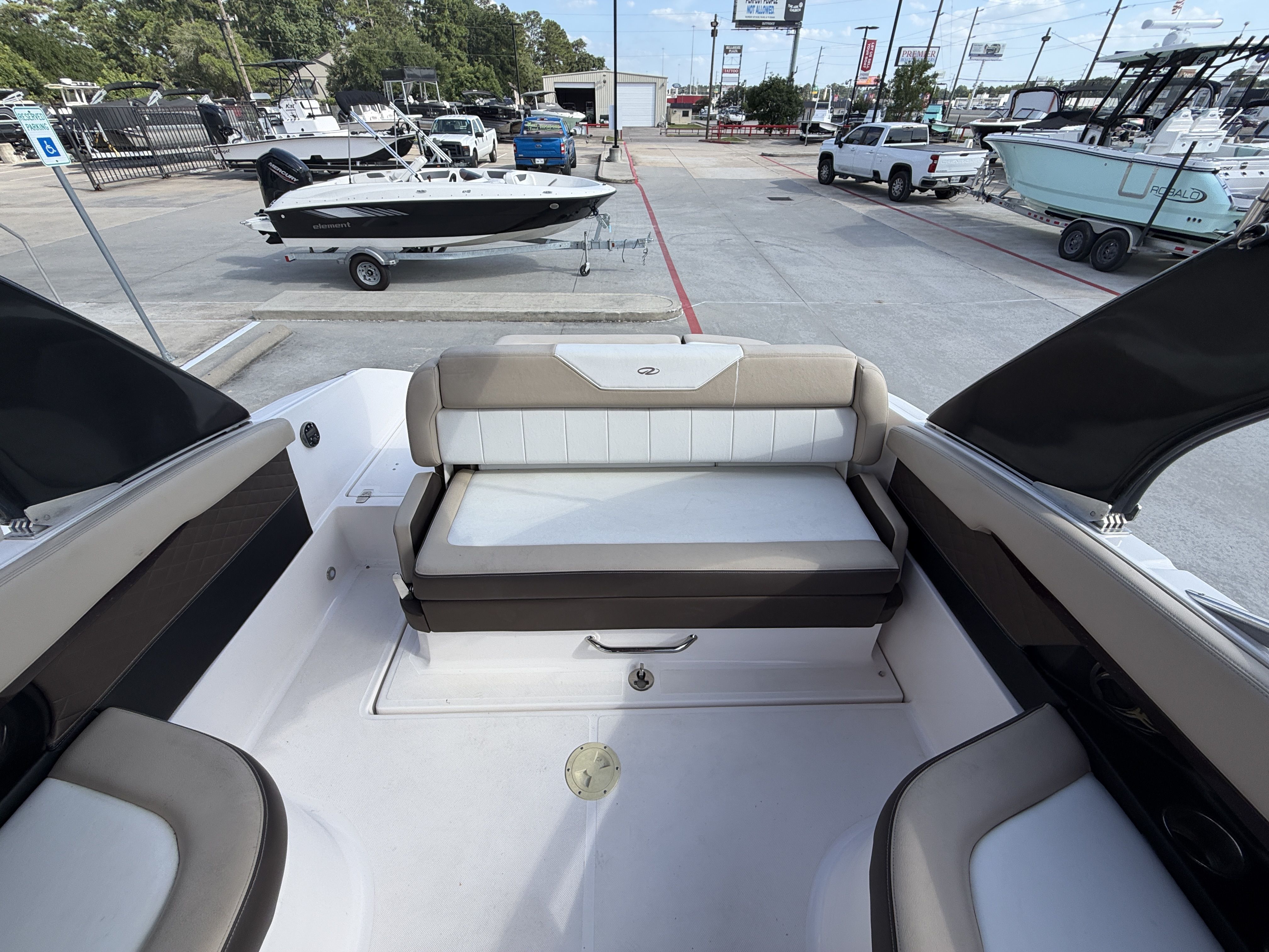 2013 Regal 27 FAST DECK - 12