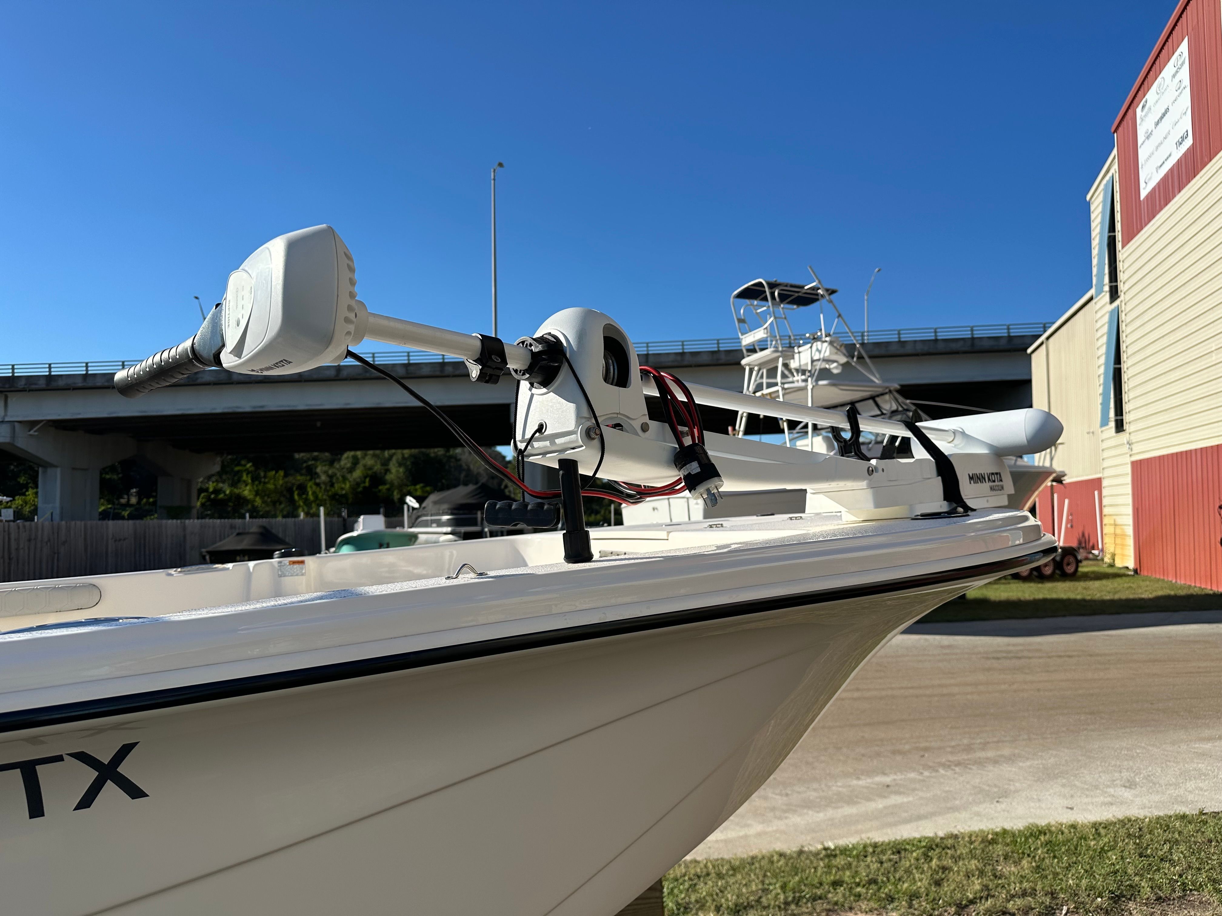 2025 CAROLINA SKIFF 19 LS - Image 19