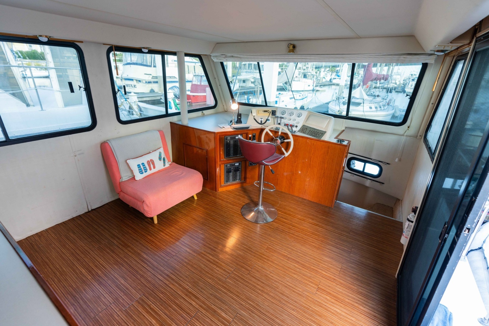 2001 Harbor Master 520 Coastal - Image 31