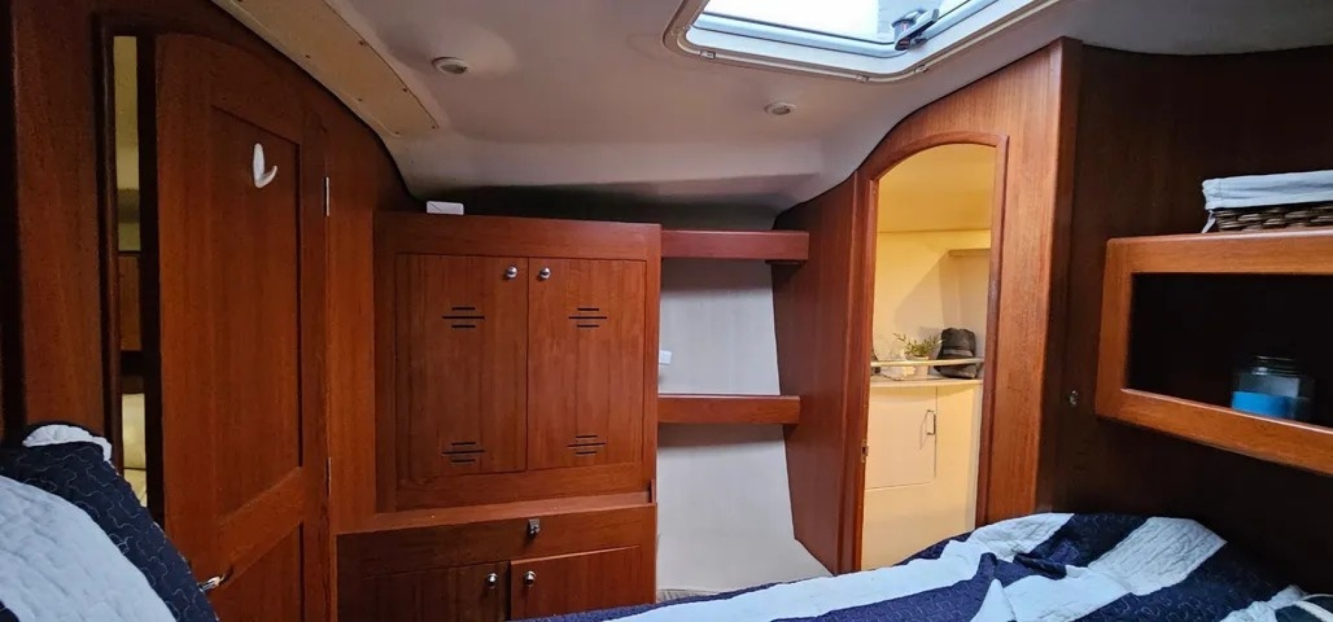 2002 Hunter 420 - Image 31