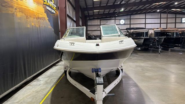 2000 Maxum 1900 SR W/ 4.3 Mercury - 7