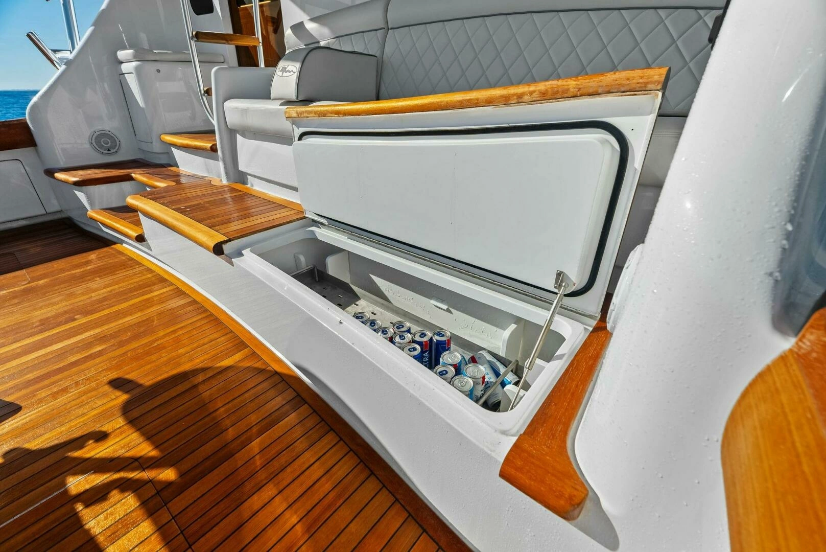 2023 Viking 64 Convertible - Image 48