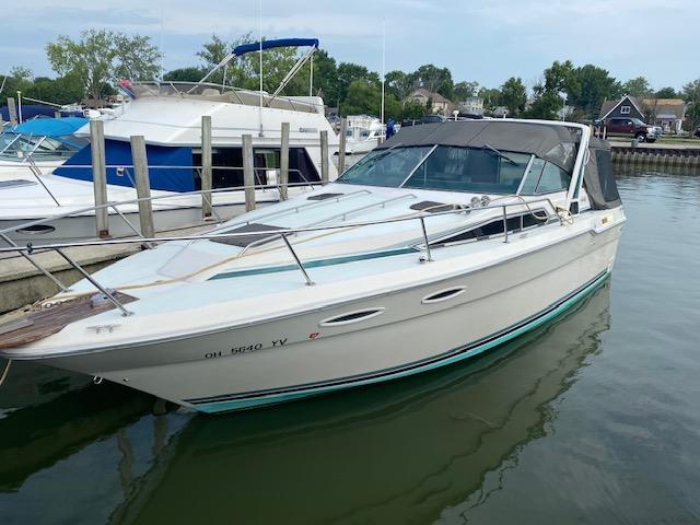 1987 Sea Ray 300 Weekender