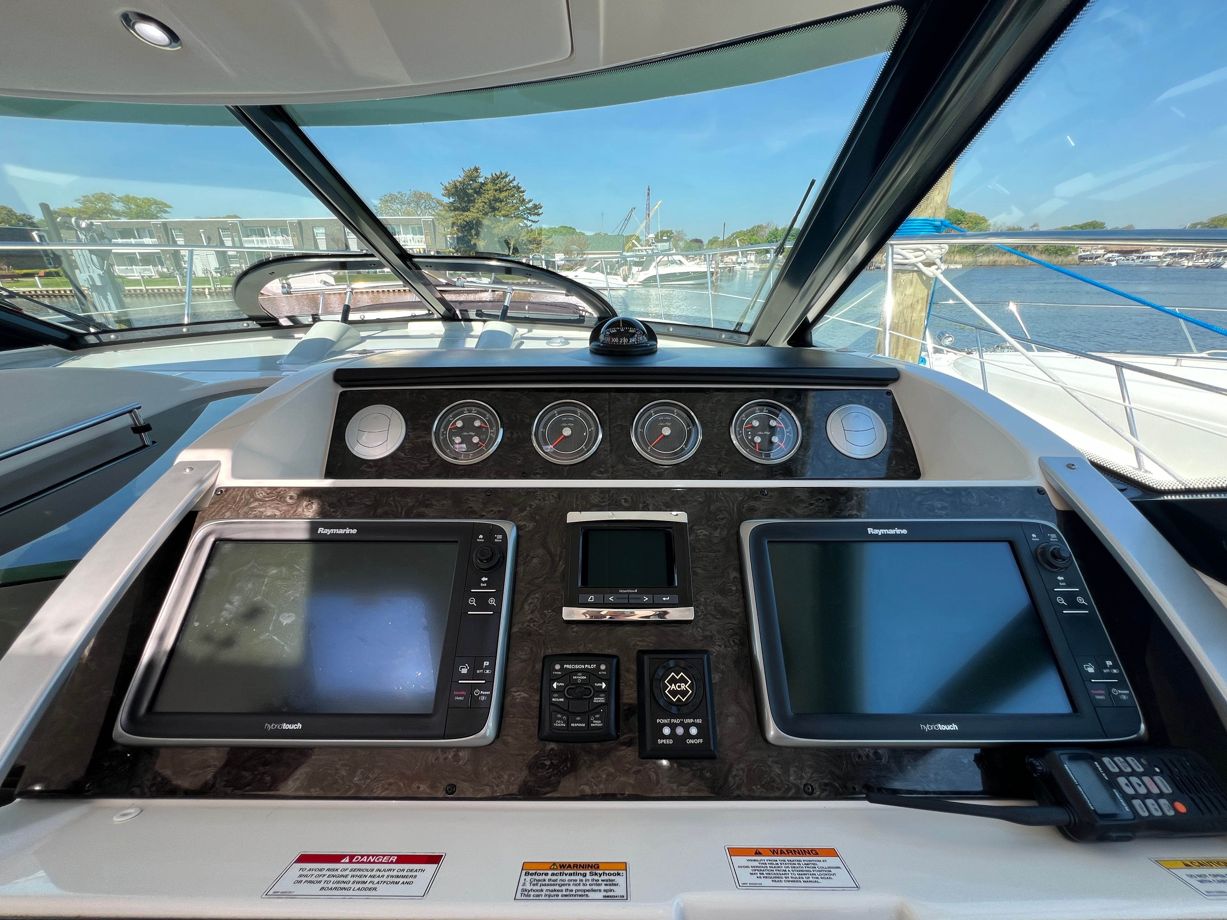 2015 Sea Ray 410 Sundancer - 118