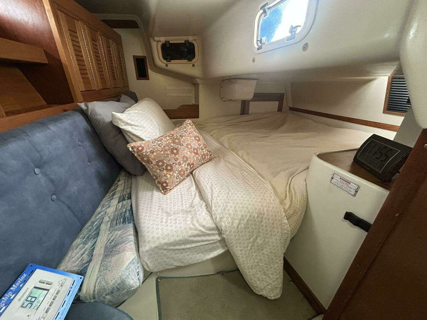 1995 Catalina 320 - Image 15