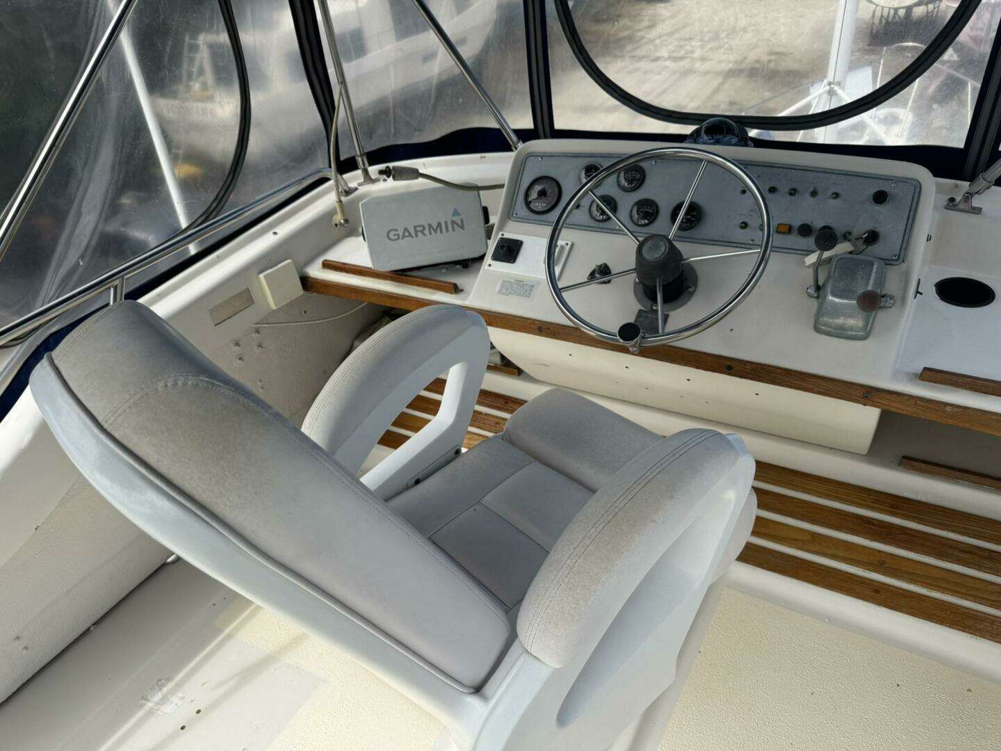 1984 Mainship 34 MK 111 - Image 21