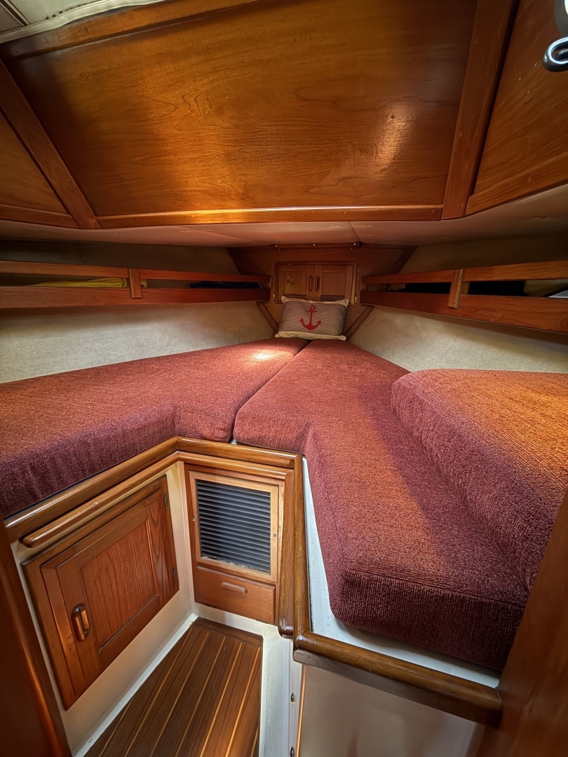 1987 Pacific Seacraft — - Image 33