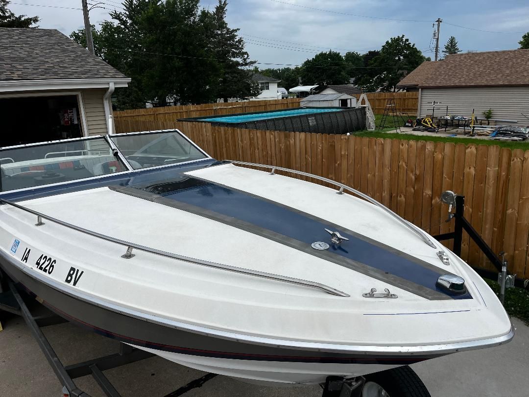 1983 Wellcraft Nova II - 23