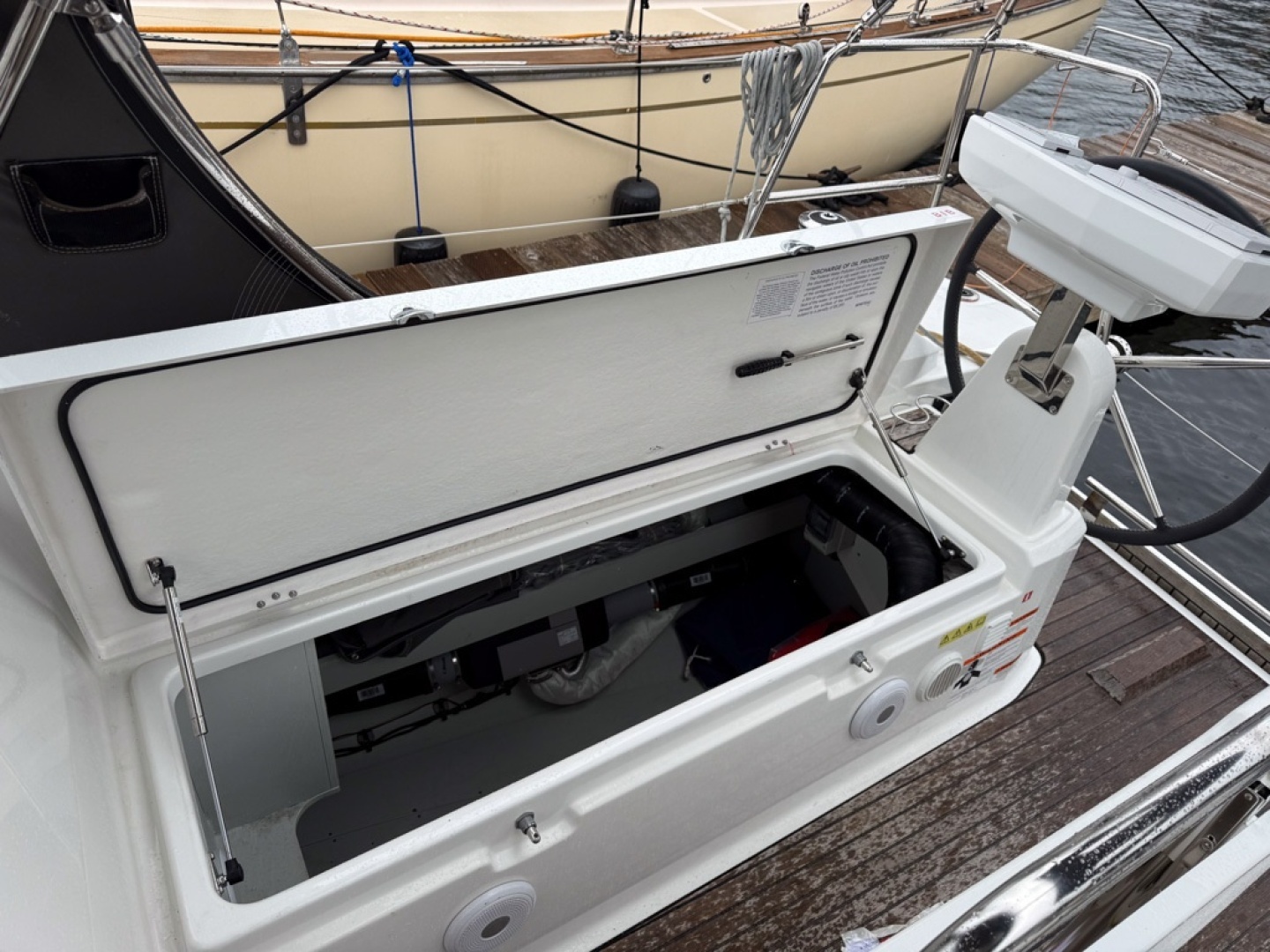 2023 Beneteau Oceanis 30.1 - Image 15