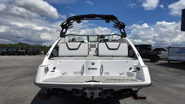2024 Yamaha Boats 252XE - 4