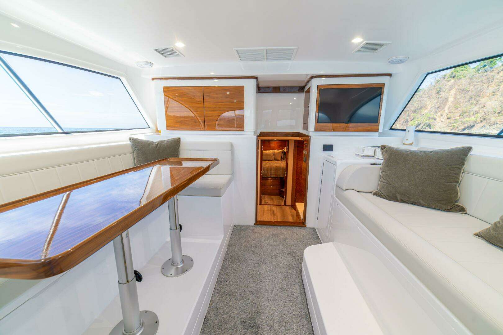 2025 Viking 46 Billfish - Image 44