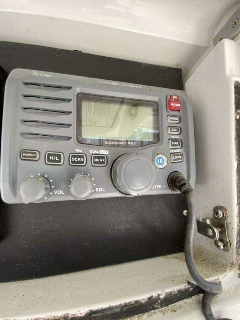 1997 Intrepid 339wa - Image 37