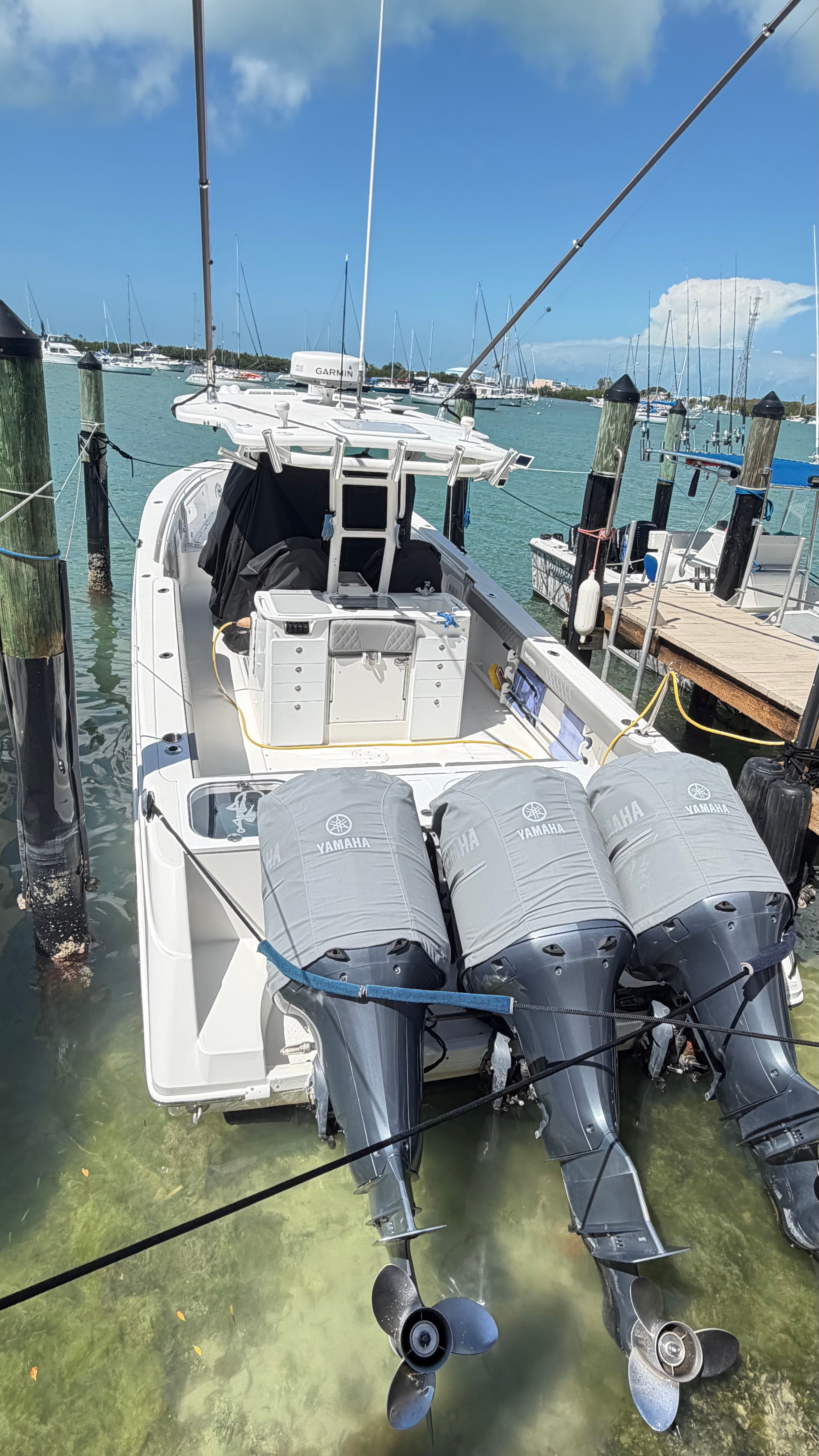 2009 Everglades 365 Center Console - 63