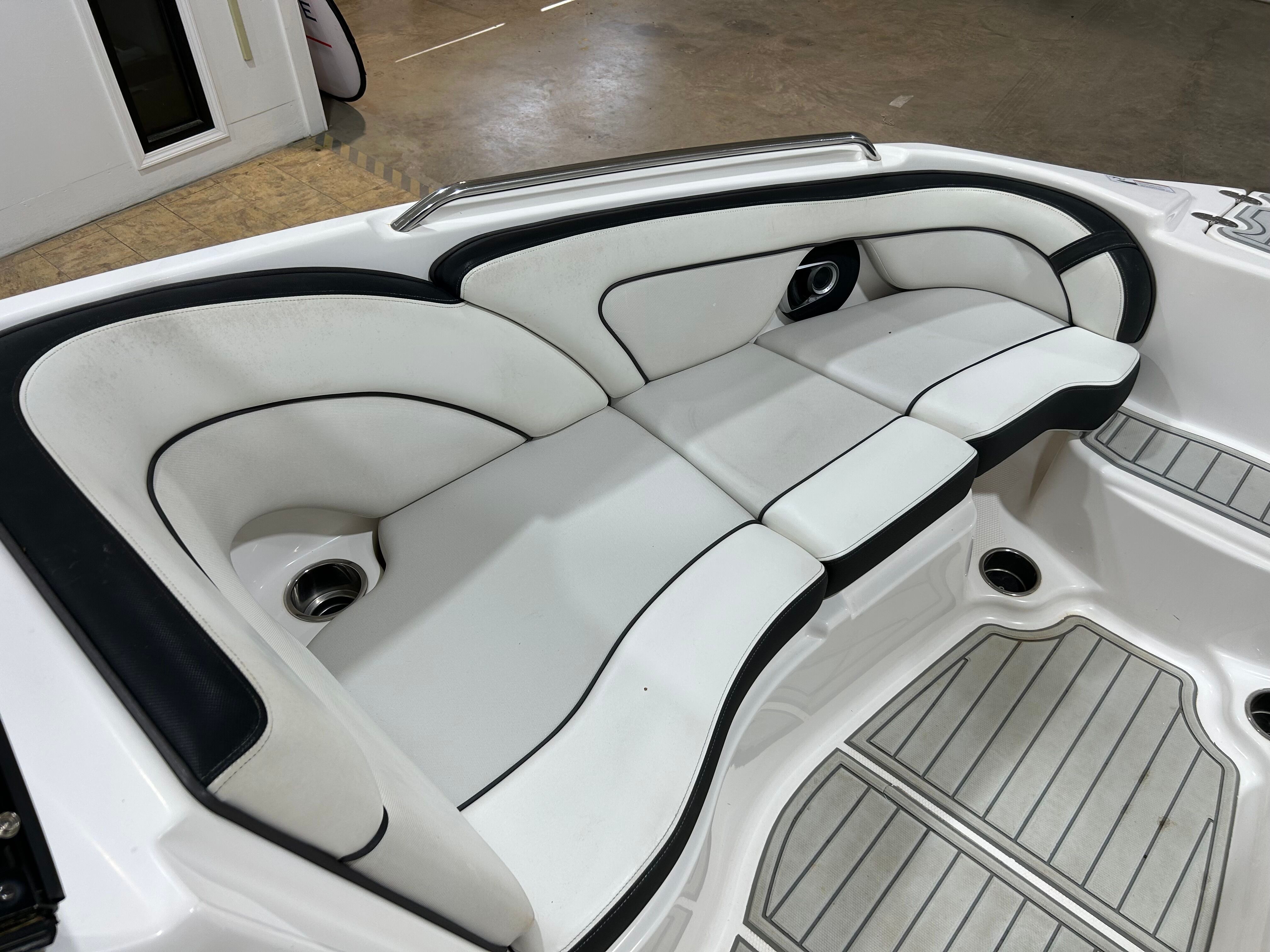 2014 YAMAHA AR240 - Image 18