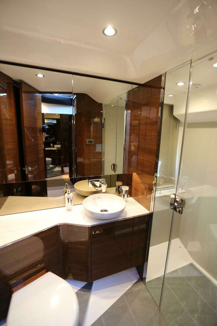 2024 Princess Princess F45 - Image 31
