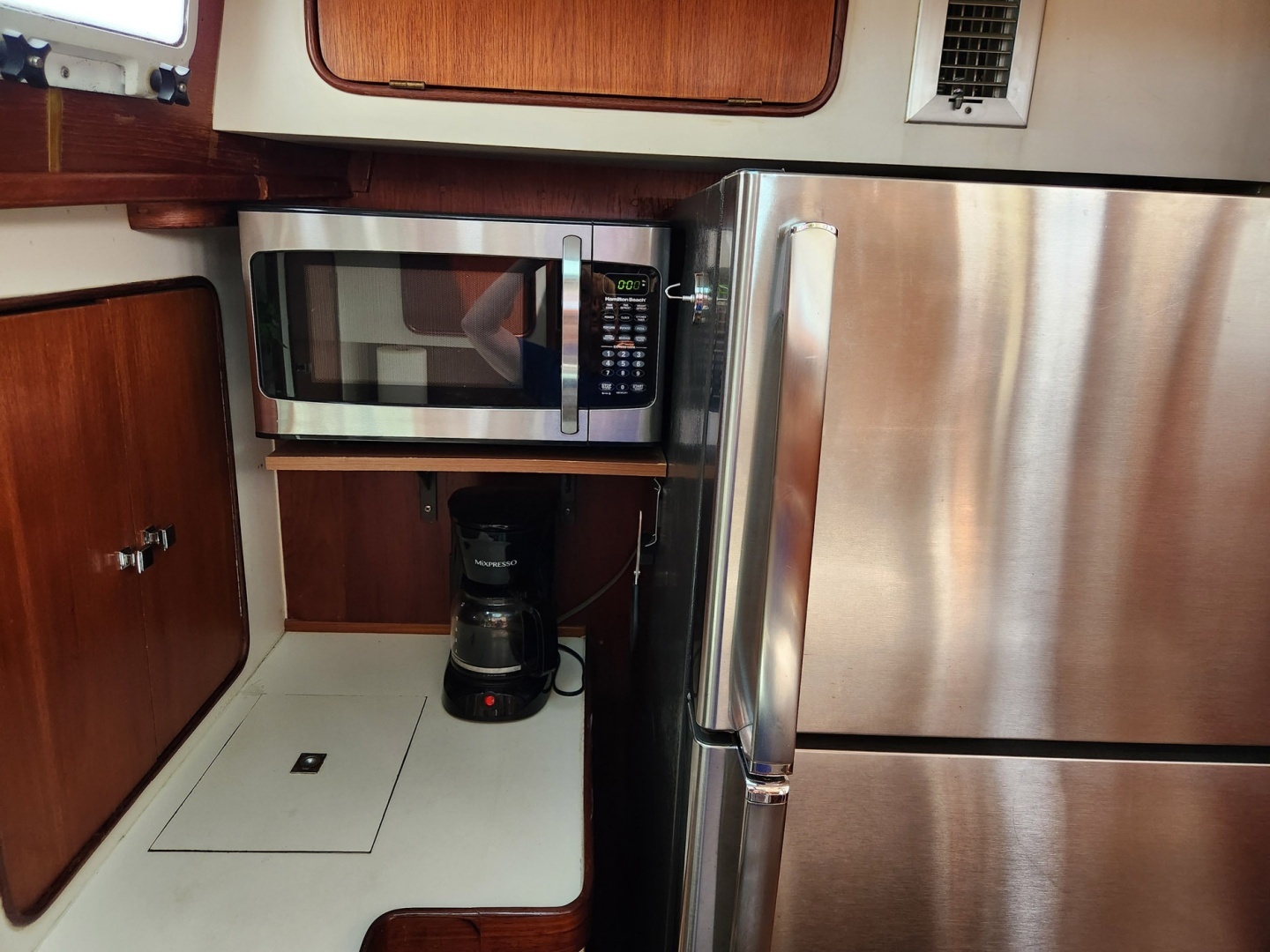 1980 Gulfstar 44 Motor Cruiser - Image 18