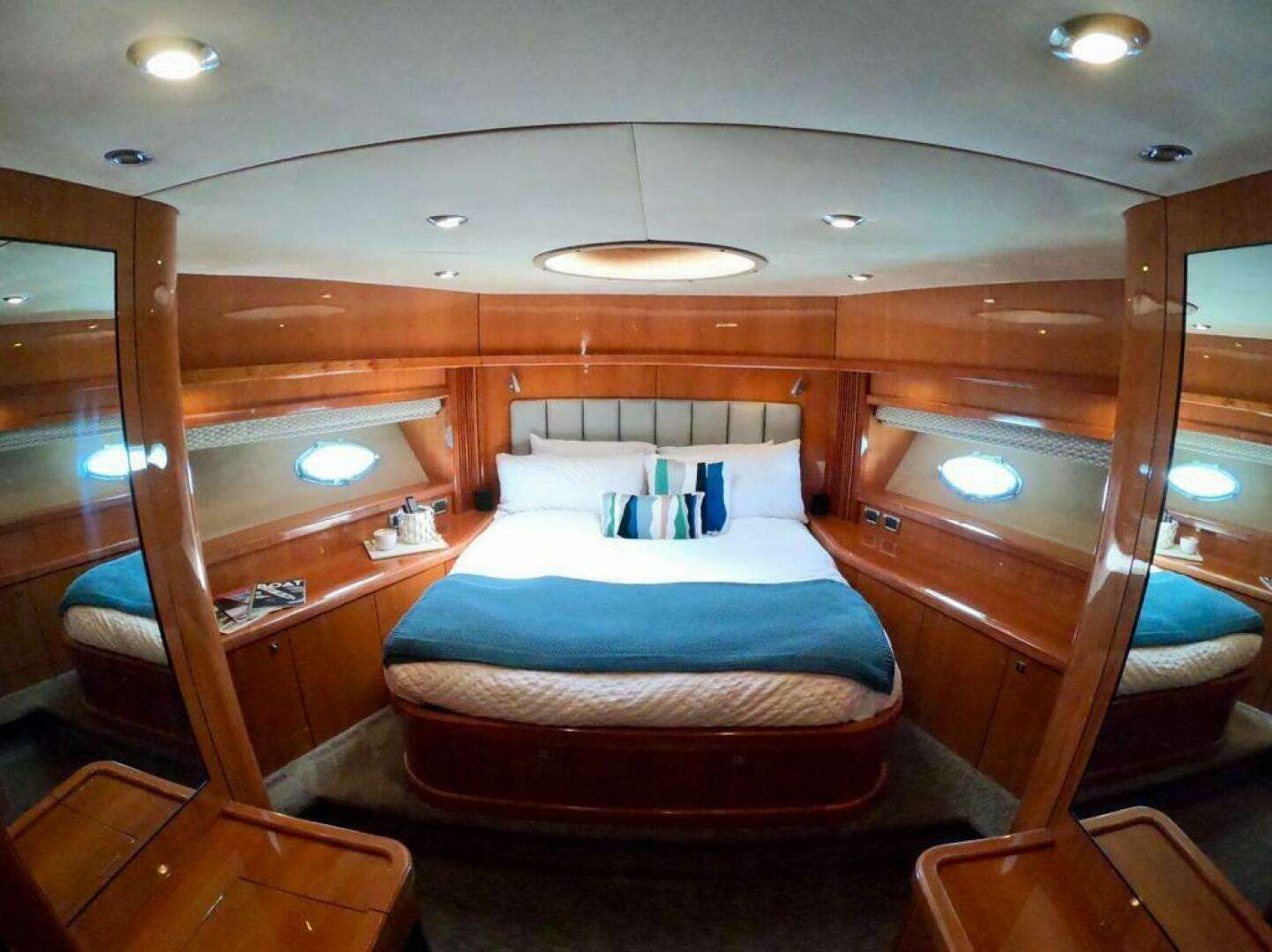 2006 Sunseeker Predator 82 - Image 21