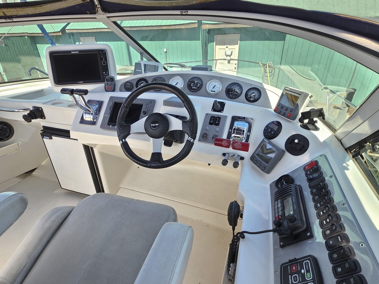 2007 Carver 36 Mariner - Image 15