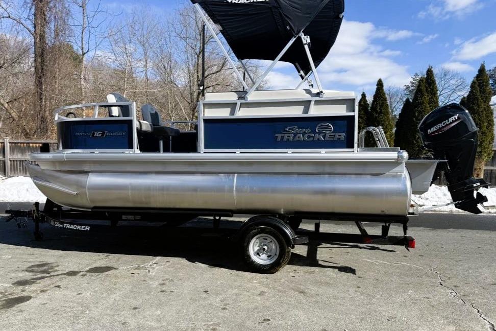 2026 Sun Tracker Bass Buggy 16 XL Select