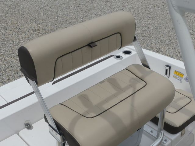 2022 Yamaha Boats 195 FSH Sport - 34