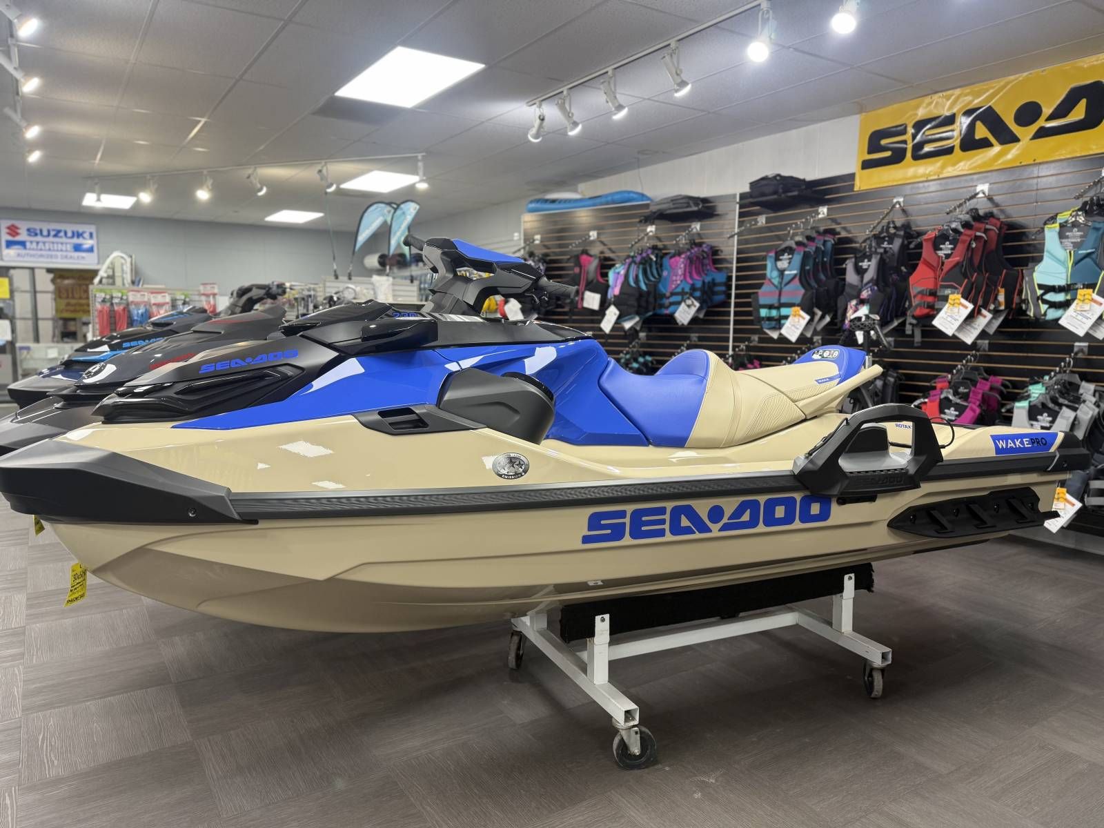2025 Sea-Doo 13sb - Wake Pro 230 W/snd - 3