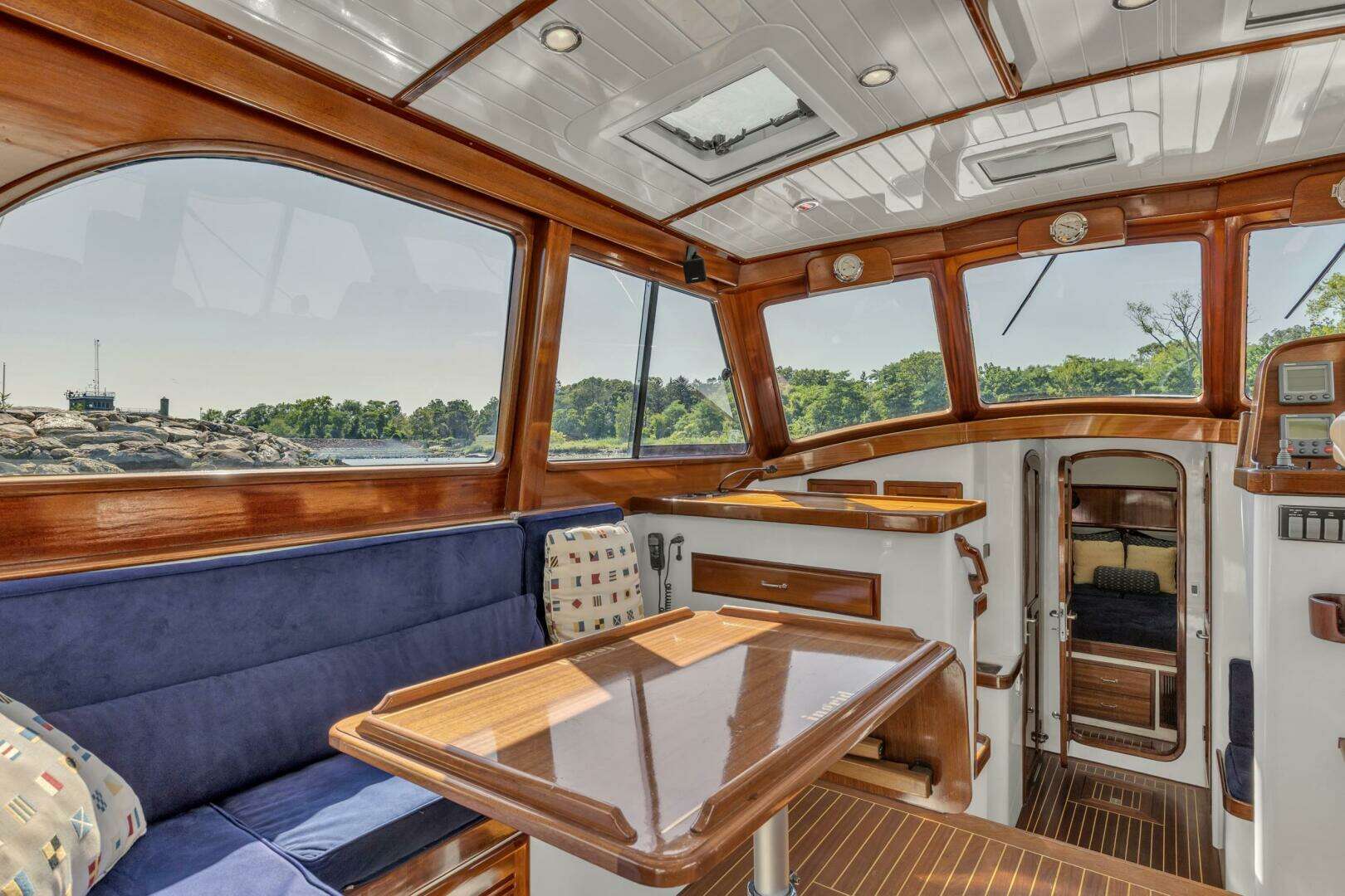 2007 Gorbon 40 - Image 41