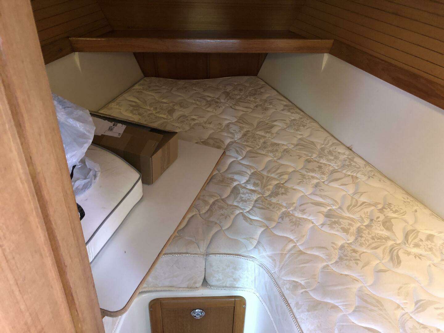 2005 Catalina 320 - Image 32