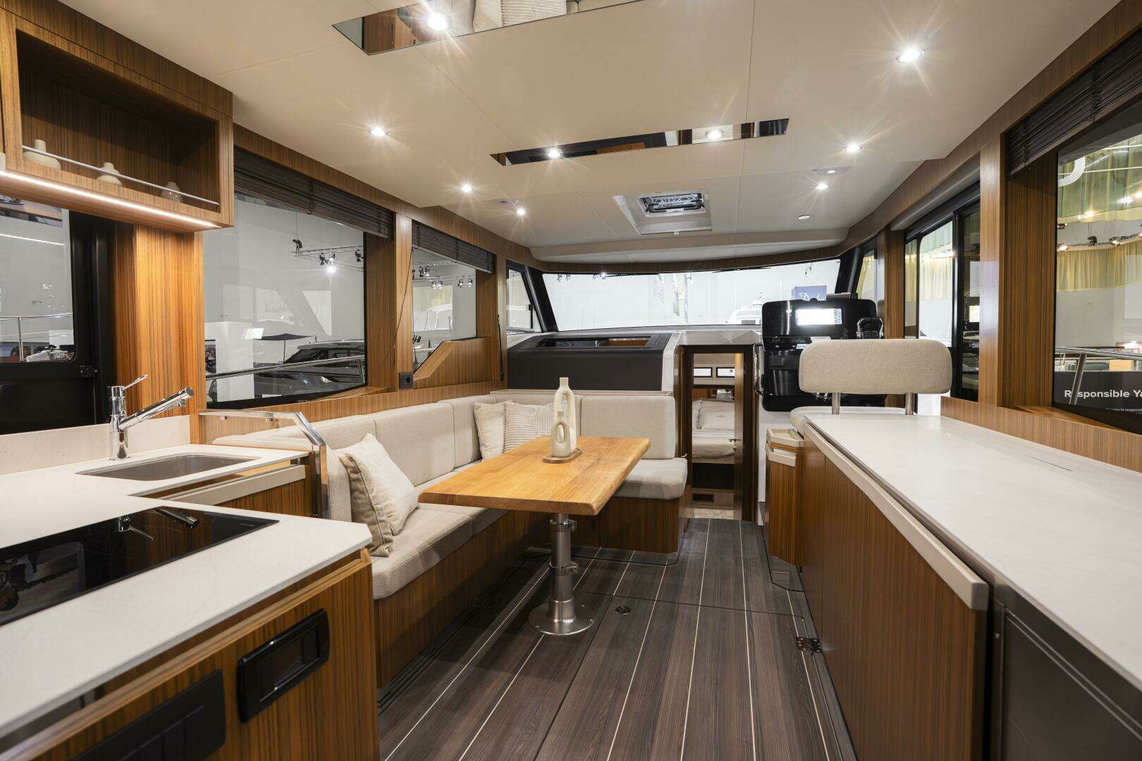2026 Greenline 42 Hybrid - Image 5