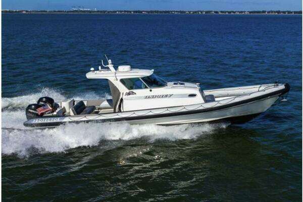 2002 Protector 410 Targa