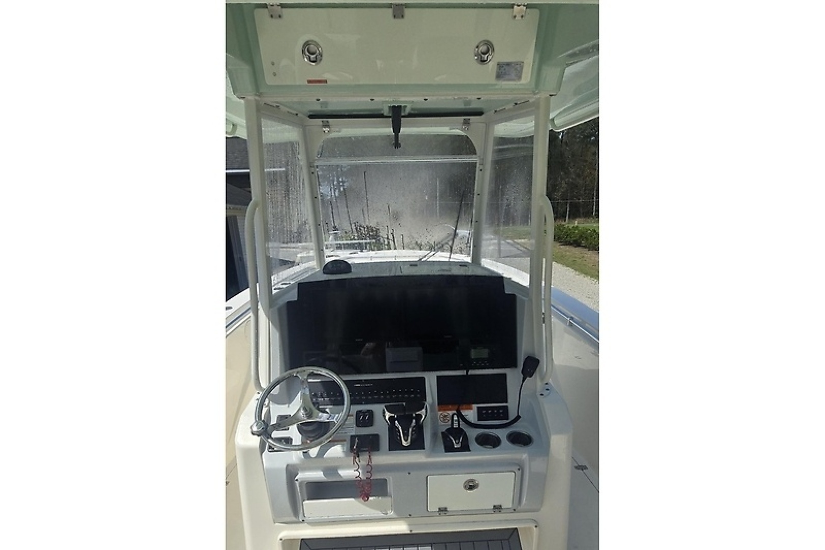 2020 Cobia 320 Center Console - Image 25