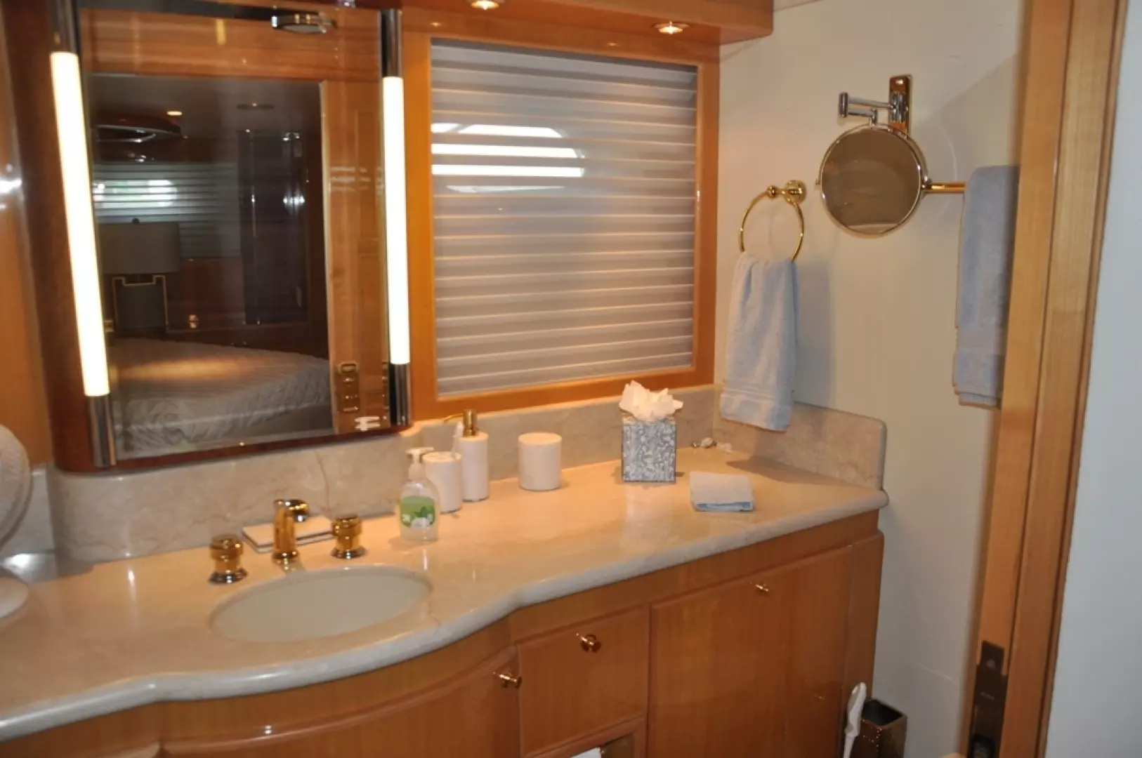 2003 McKinna 58 - Image 19