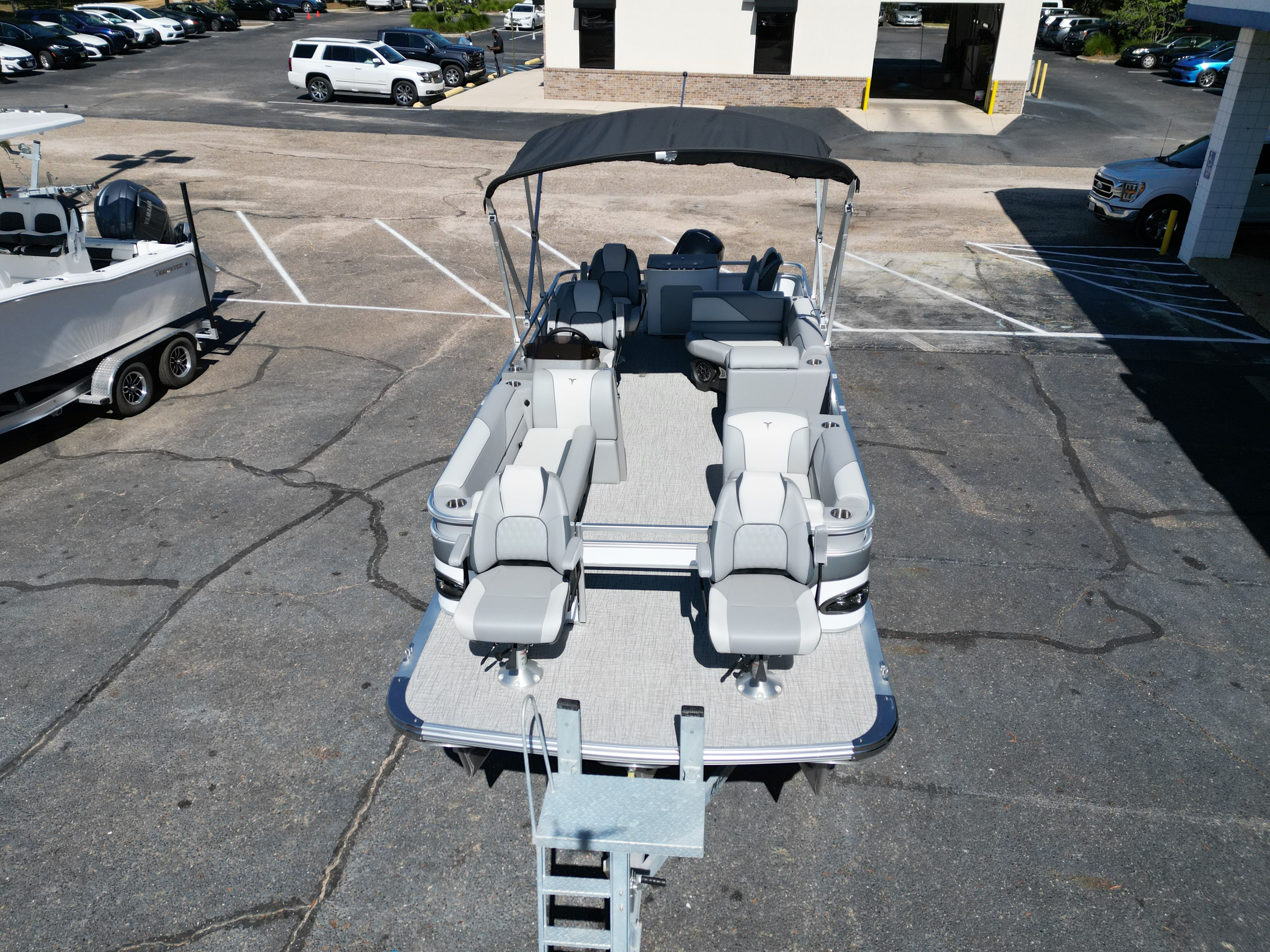 2025 Tahoe SPT FNC23T - 34