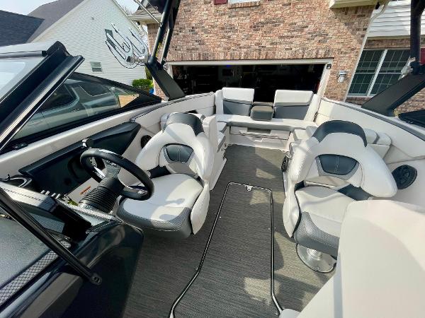 2019 Scarab 255 ID Wake Edition - 4