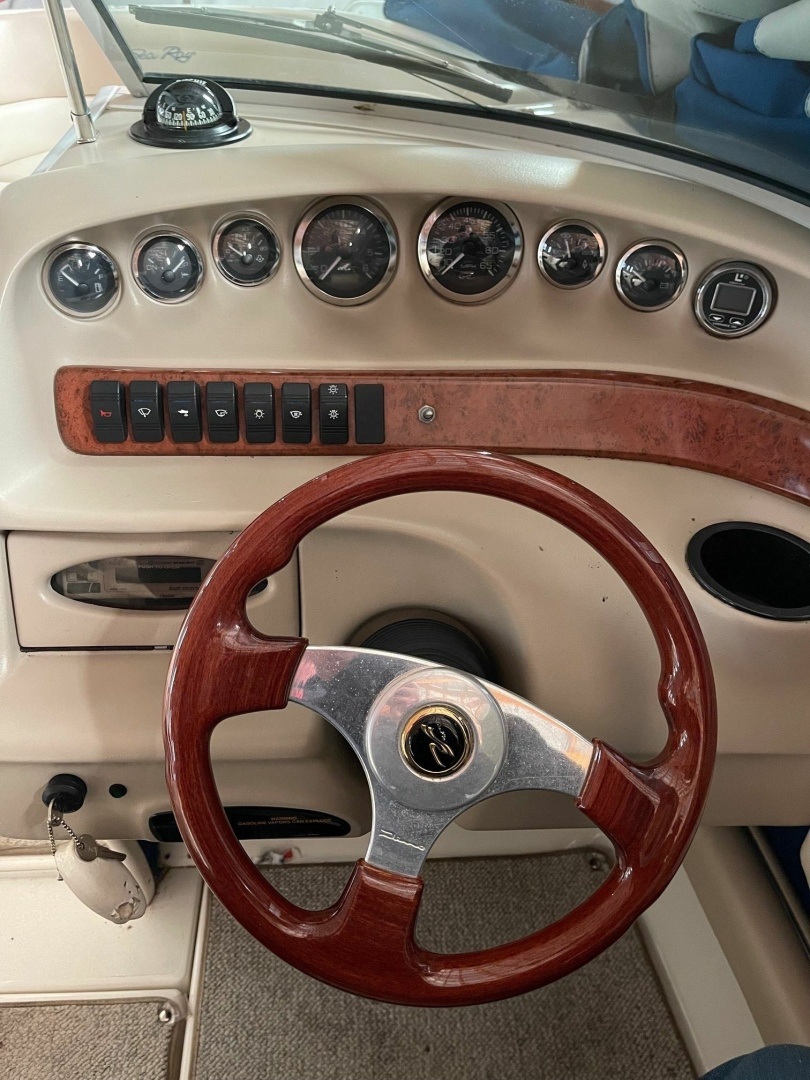 1997 Sea Ray — - Image 16