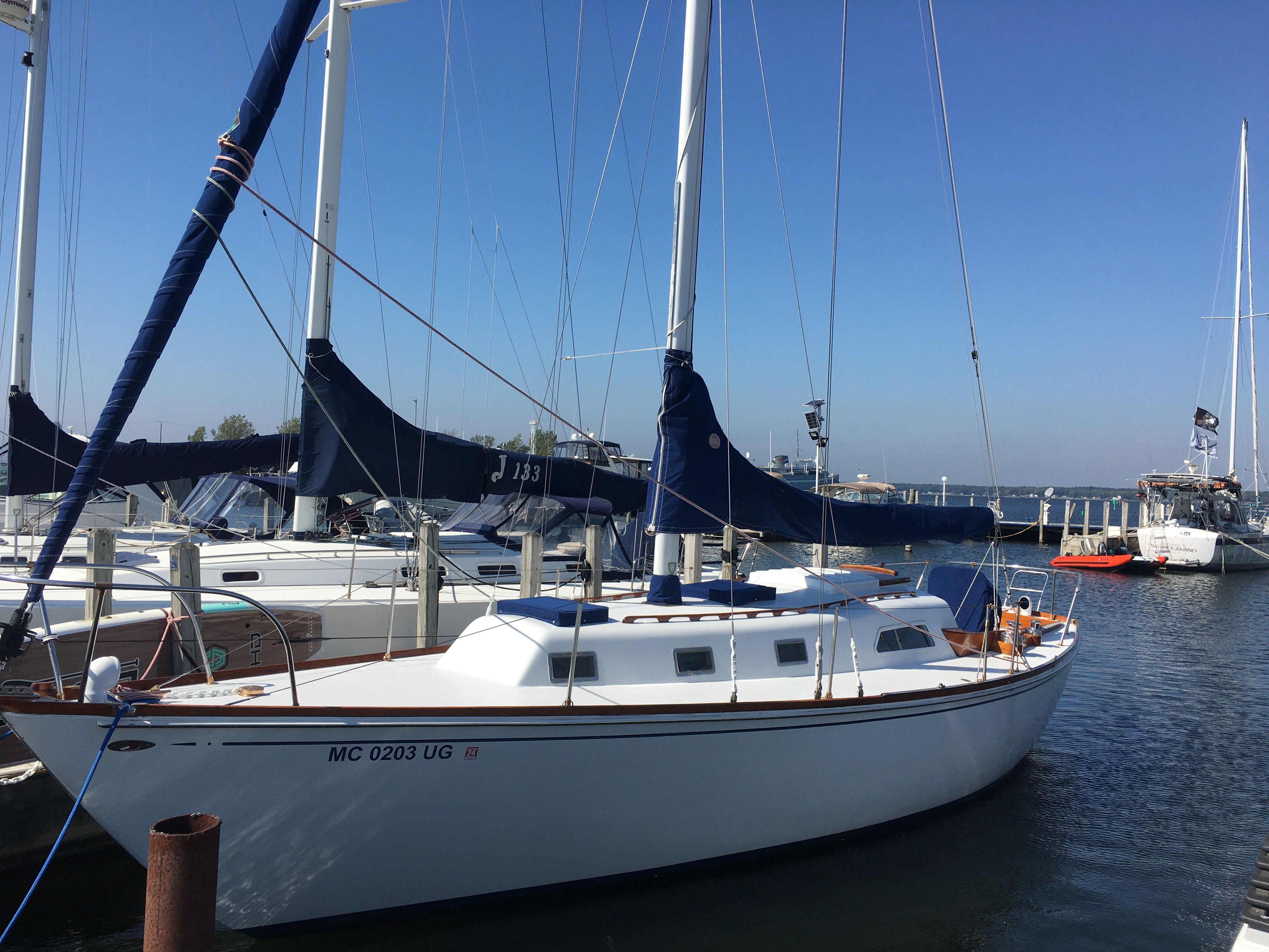 1967 Islander 37