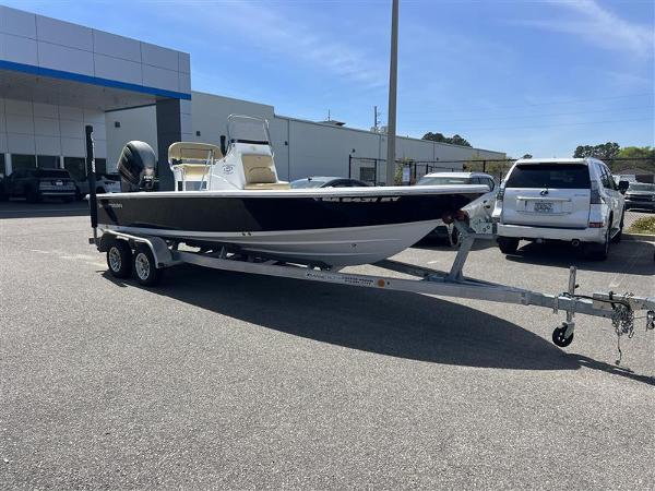 2022 Sportsman Tournament 214 SBX Bay Boat - 3