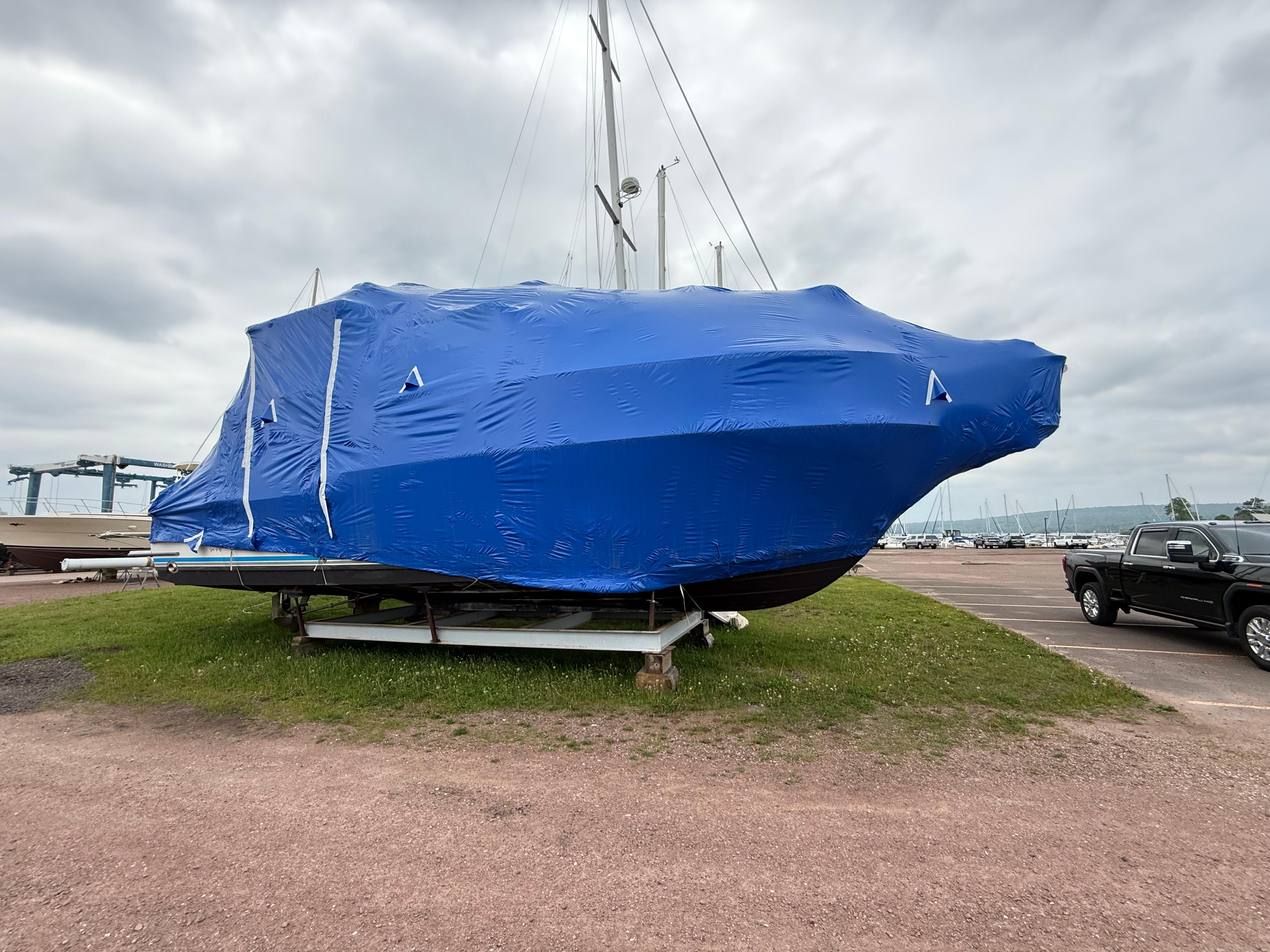 1994 Carver 390 Cockpit Motor Yacht - 19
